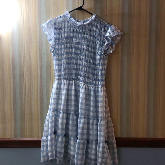 Adorable, Fun Dress - Picture 1 of 4